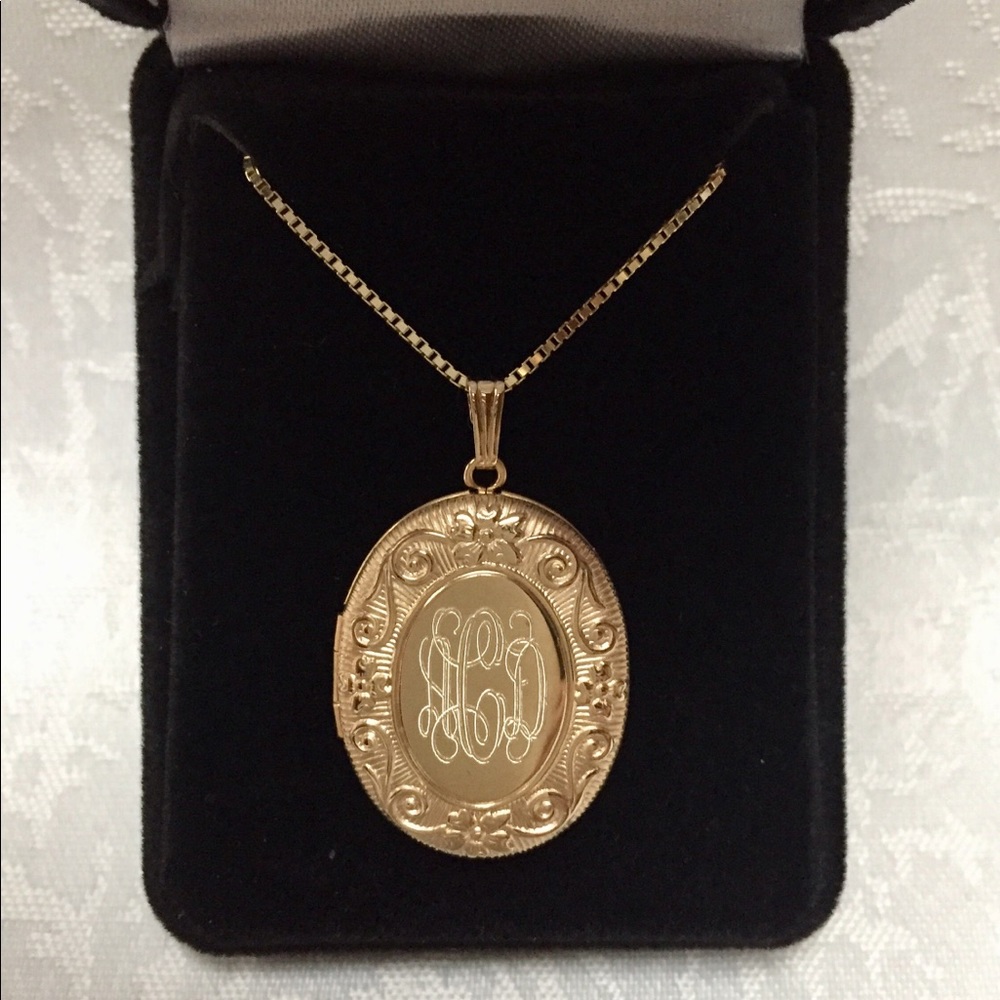 NEW 14K Gold High Quality Large Vintage Style Locket